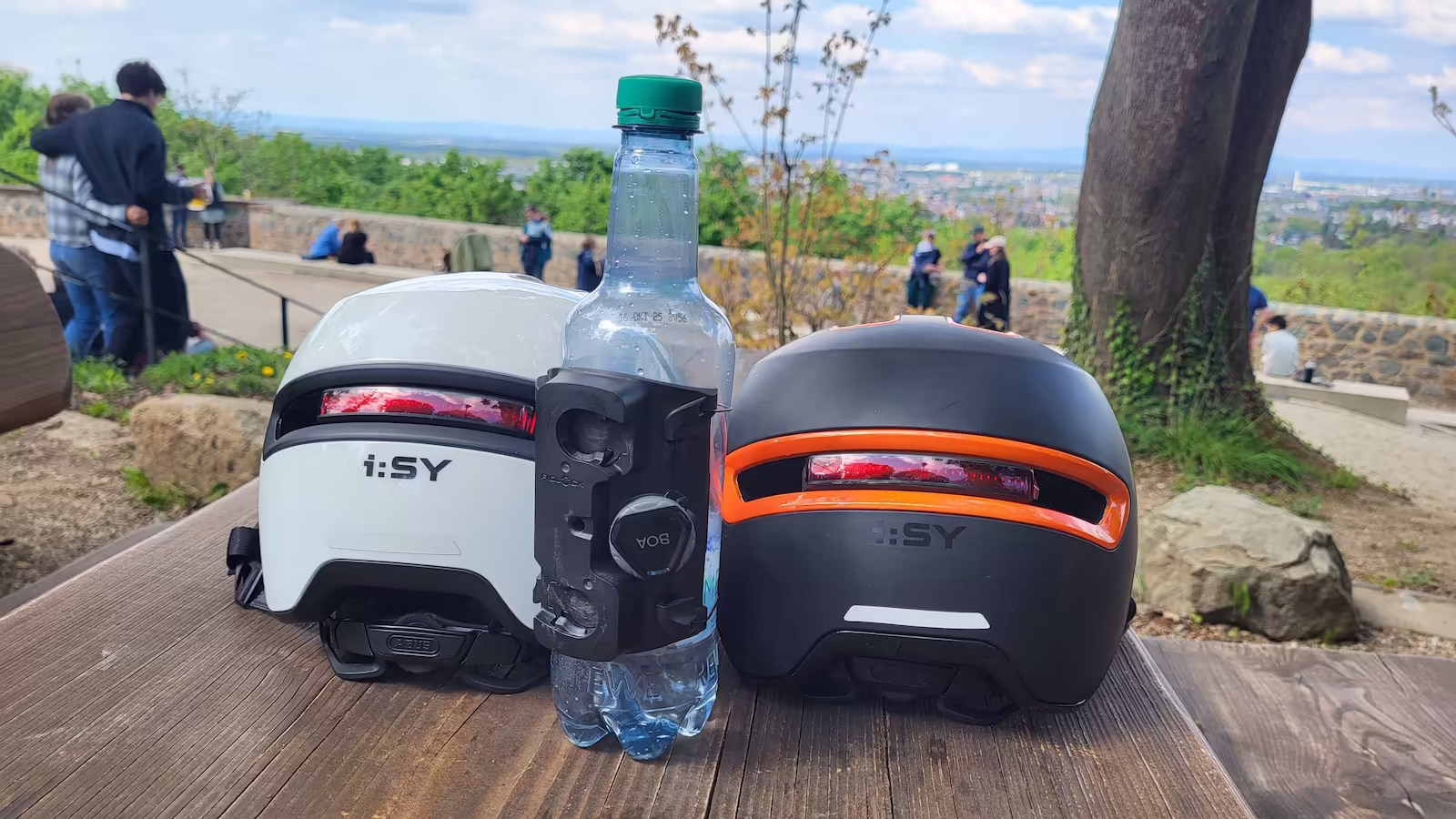 isy-abus-hud-y-helme-und-anything-twist-auf-der-ludwigshoehe