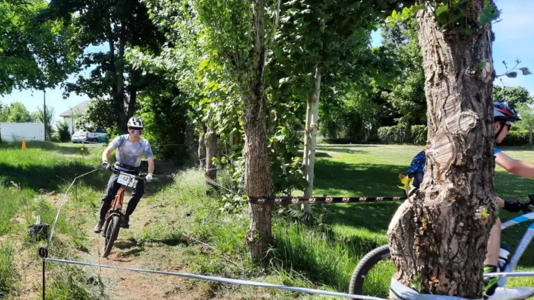 iSY S10 Adventure renntauglich beim 24h MTB Rennen am Alfsee Verfolgung