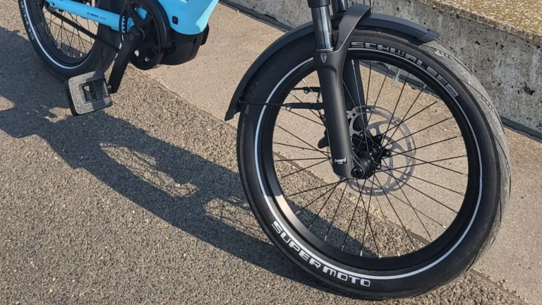 iSY_E5-ZR-F-CX-Adventure_mit_Schwalbe_Super-Moto
