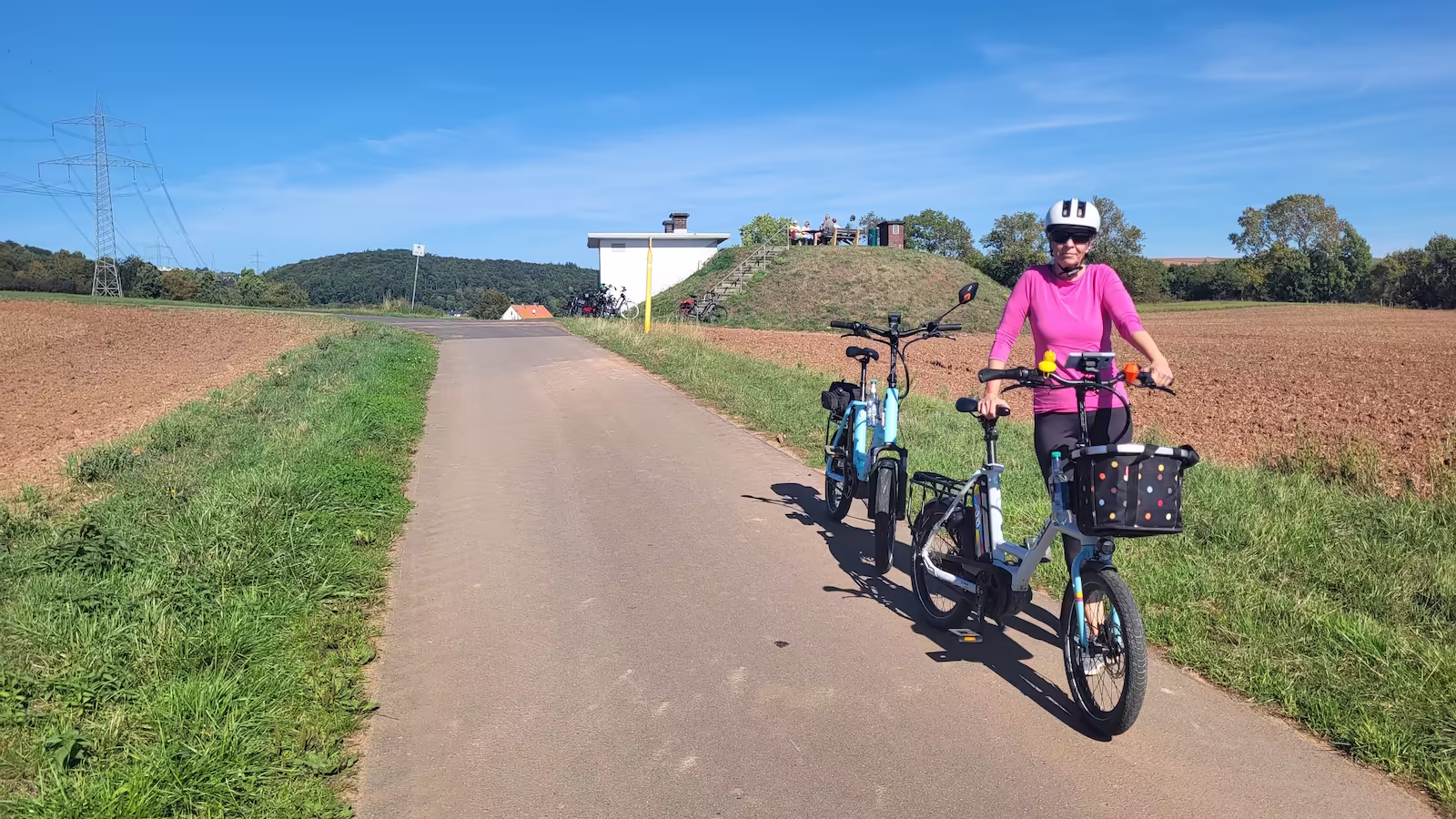 abfahrt-nach-affoldern-auf-dem-ederseeradweg