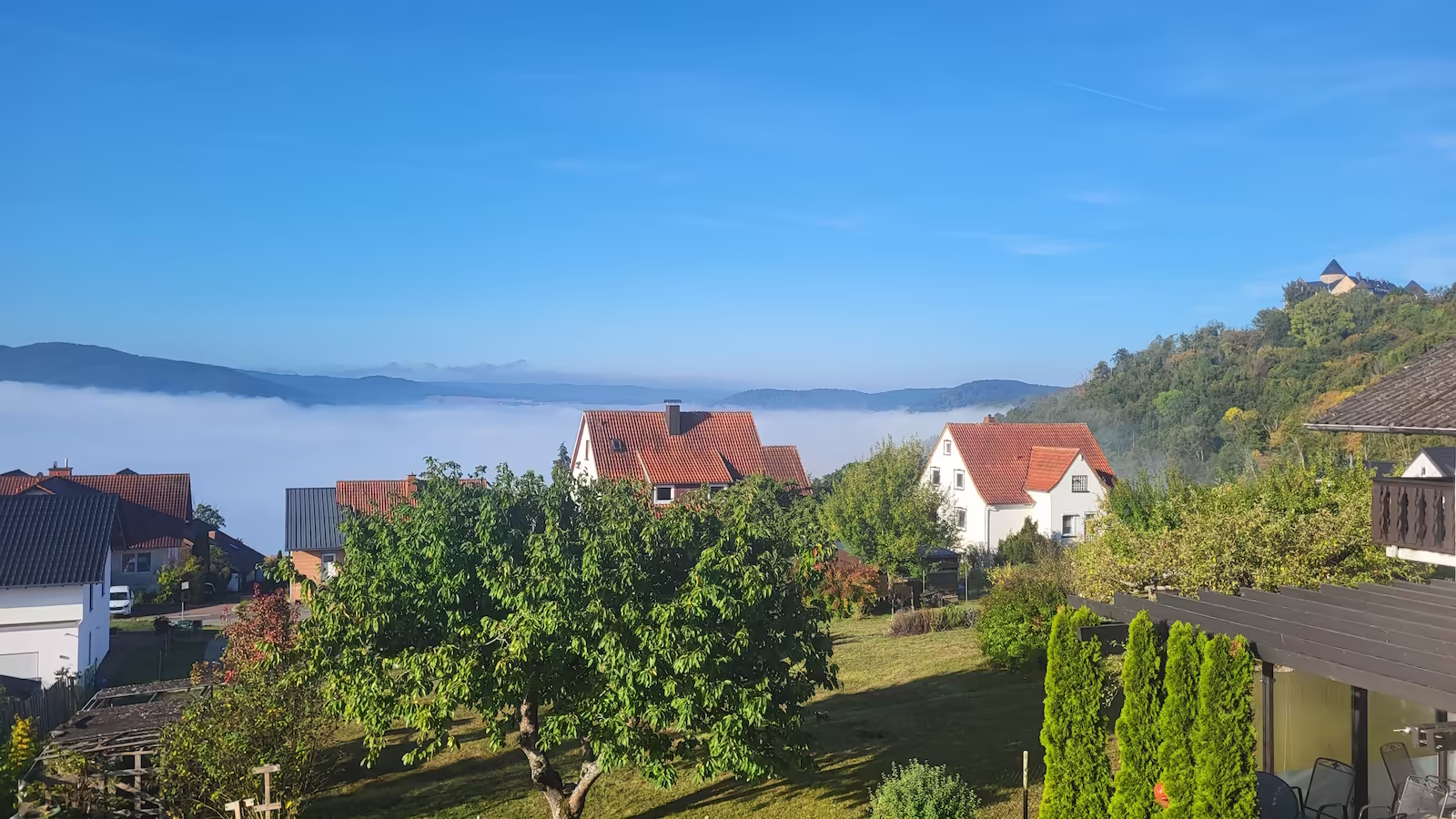 schloss-waldeck-sicht-vom-hotel-seeschlosschen-inhaltsbild