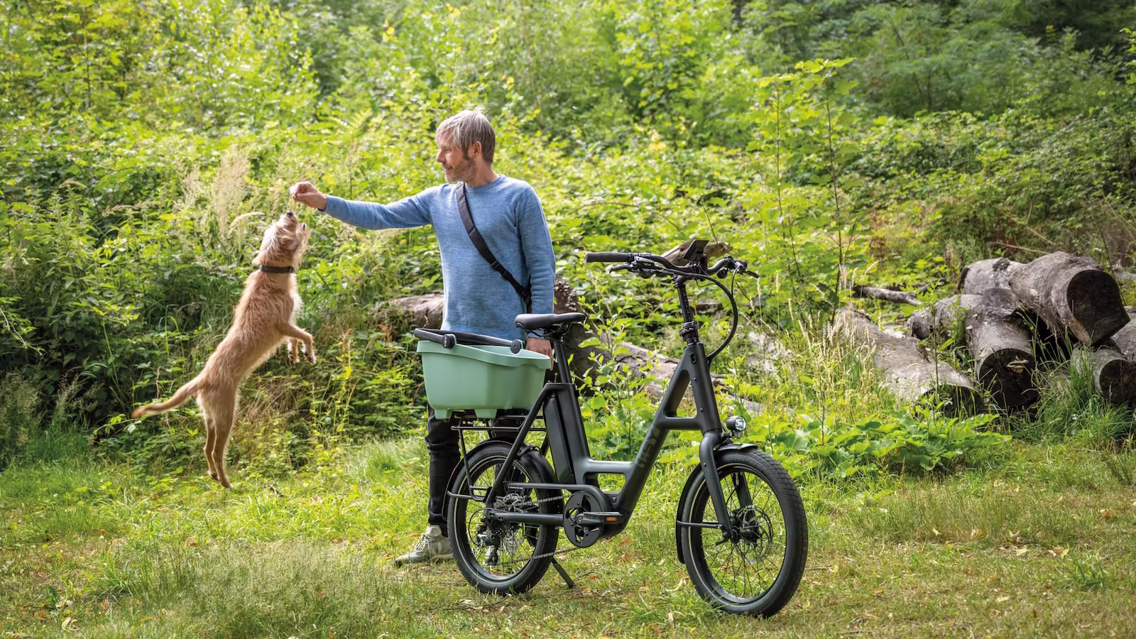 isy-skyfly-S10-green-das-ultraleichte-bike-mit-clipper-und-hund